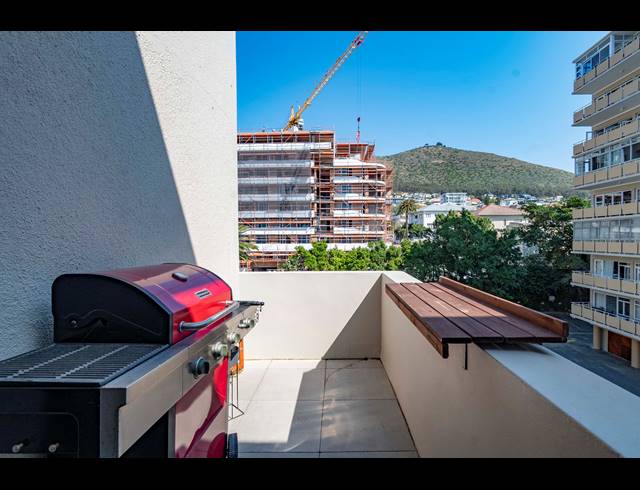 1 BEDROOM APARTMENT FOR SALE IN GREEN POINT